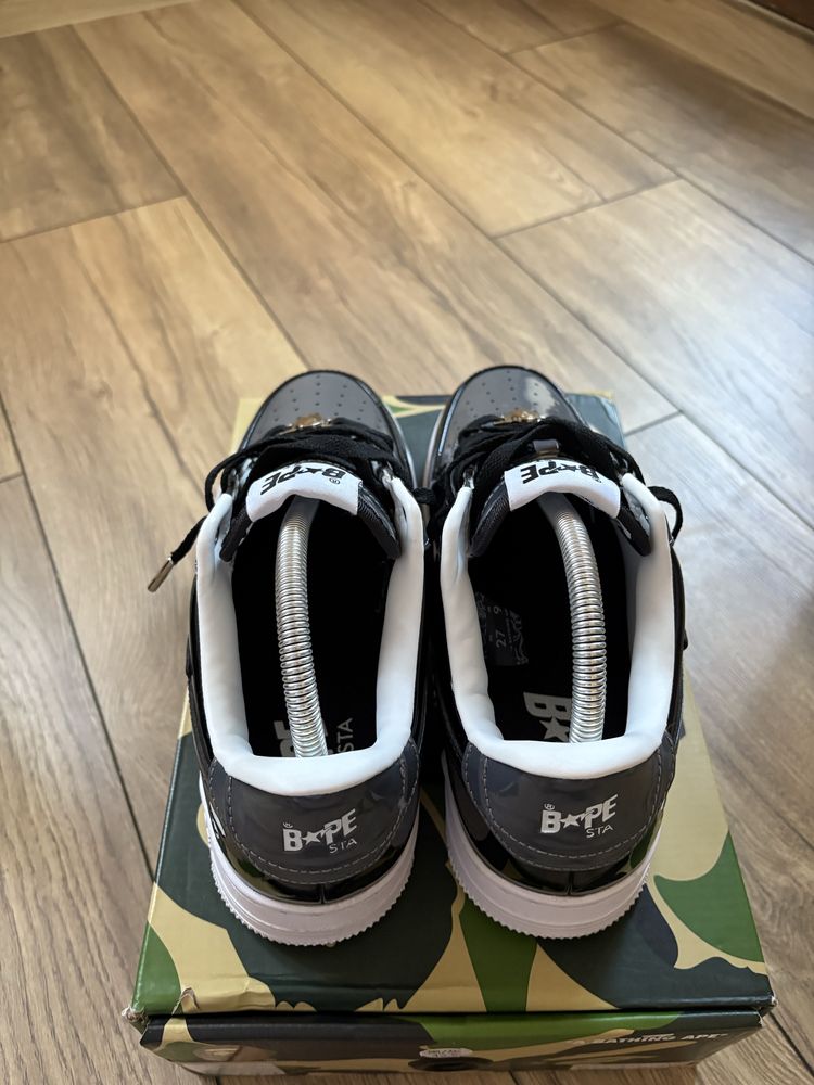 Bape sta obuvki