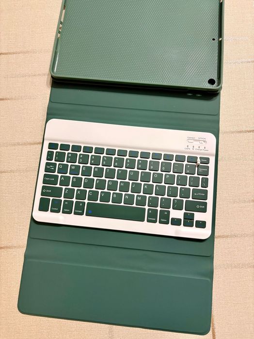 case за iPad 9 с безжична клавиатура и мишка