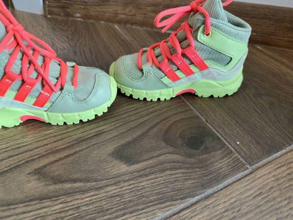 Adidasi inalti tip ghetuta Terrex Adidas