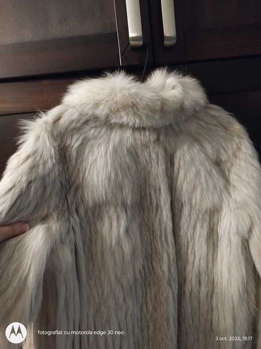 blana naturala, alba, de iepure, M/L ca noua