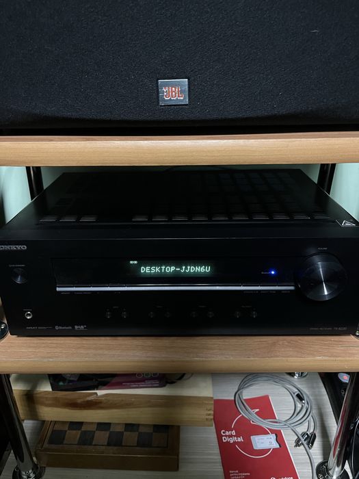 Amplituner Onkyo TX-8220