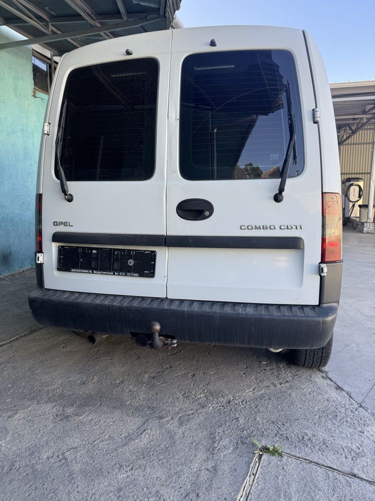 Opel kombo 1,3 Diezel 2007