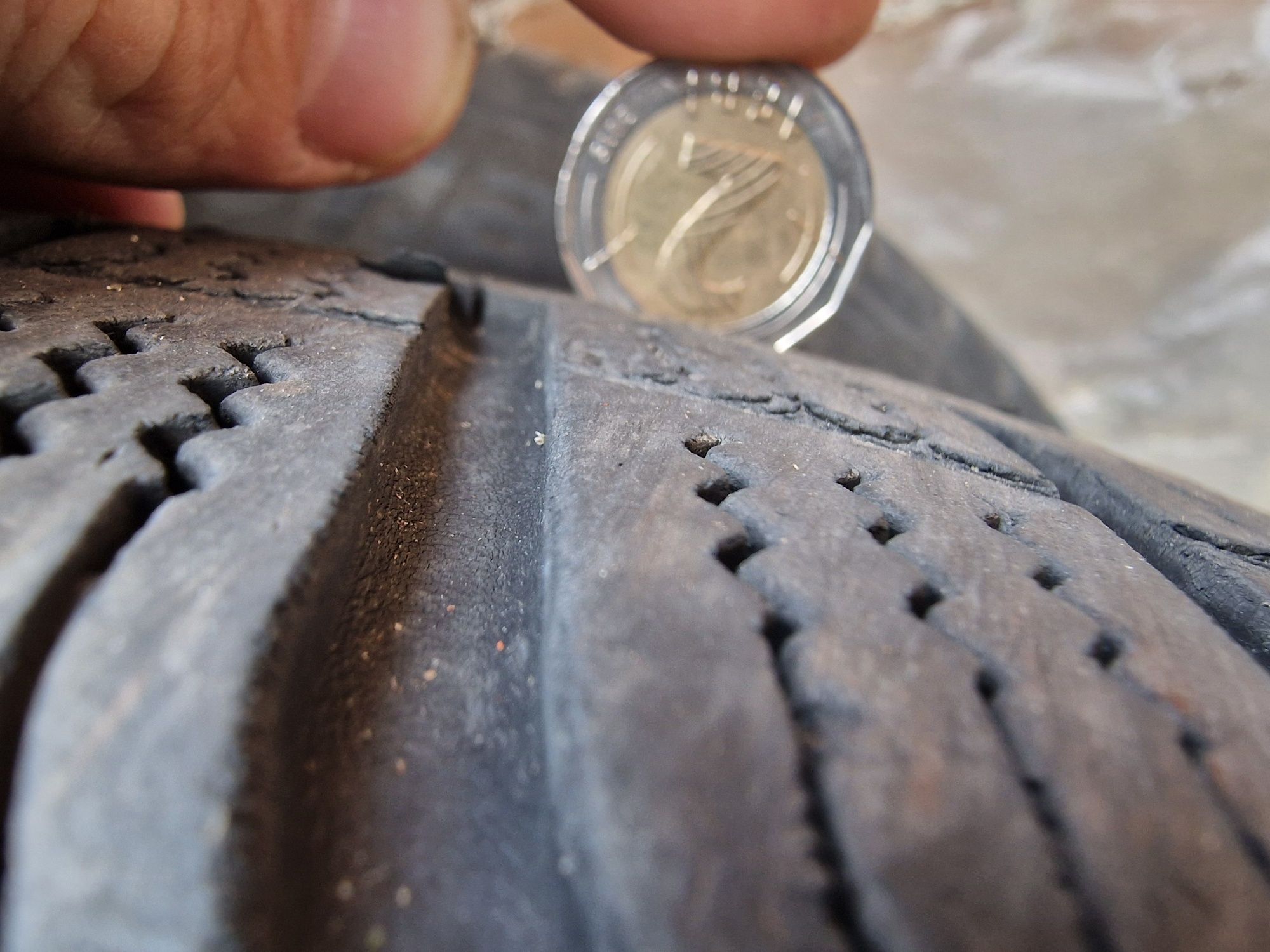 Зимни гуми за витара HANKOOK Winter i*cept evo2  235/60r16