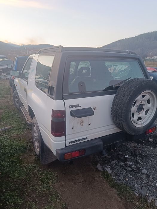 Опел Фронтера А 2.5 тдс 116 коня на части