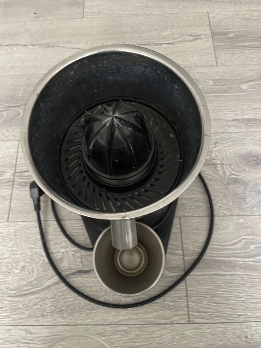 Професионална цитрус преса  HORECA