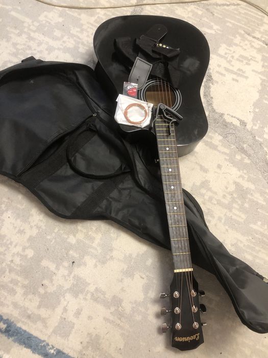 Продам гитару в отличном состоянии