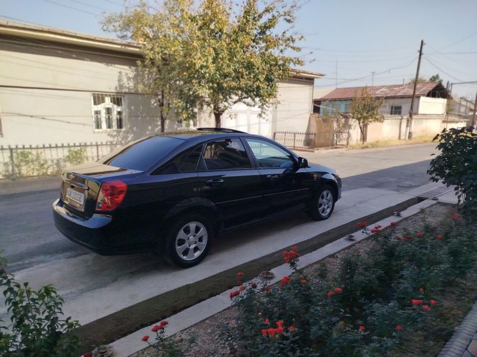 Sotiladi naxtga zor kraska toza