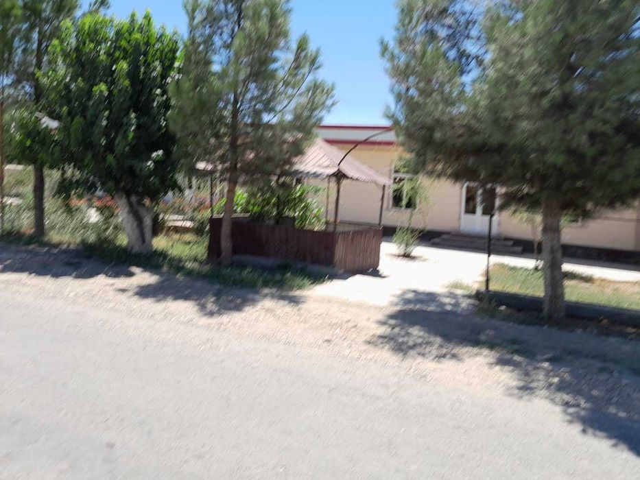 Tayyor bino sotiladi.