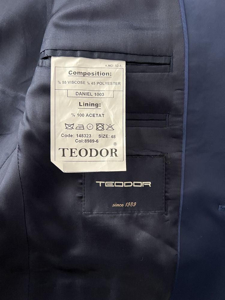 Мъжки Костюм Комплект Teodor