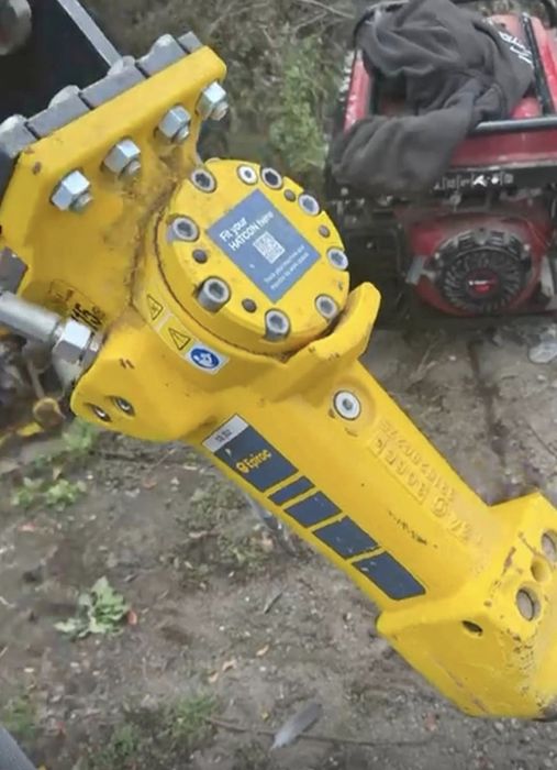 Хидравличен чук Epiroc SB