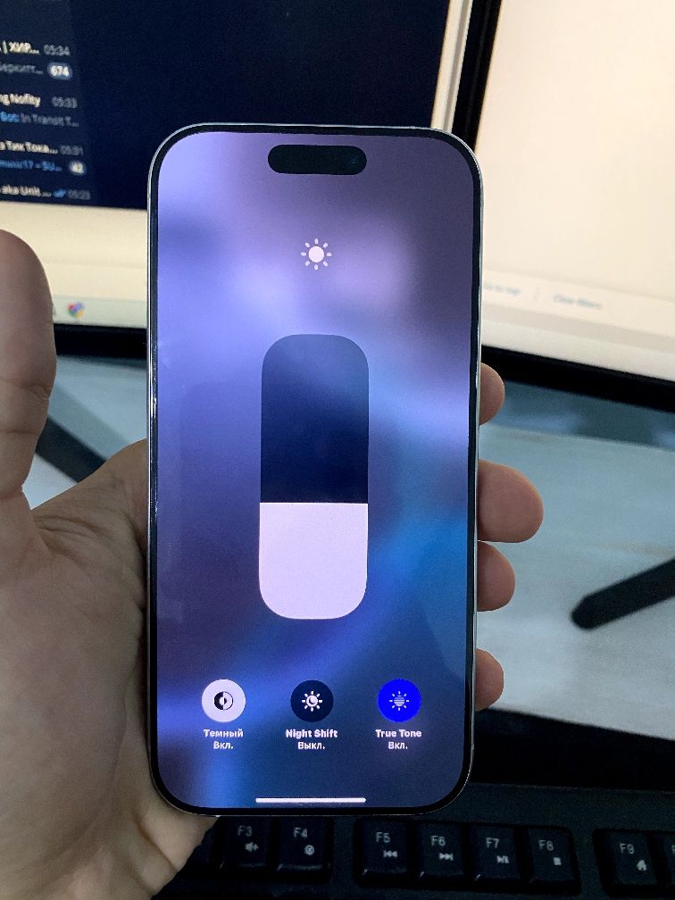 iPhone 16 pro 100%
