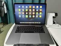 Apple macbook pro 15 256