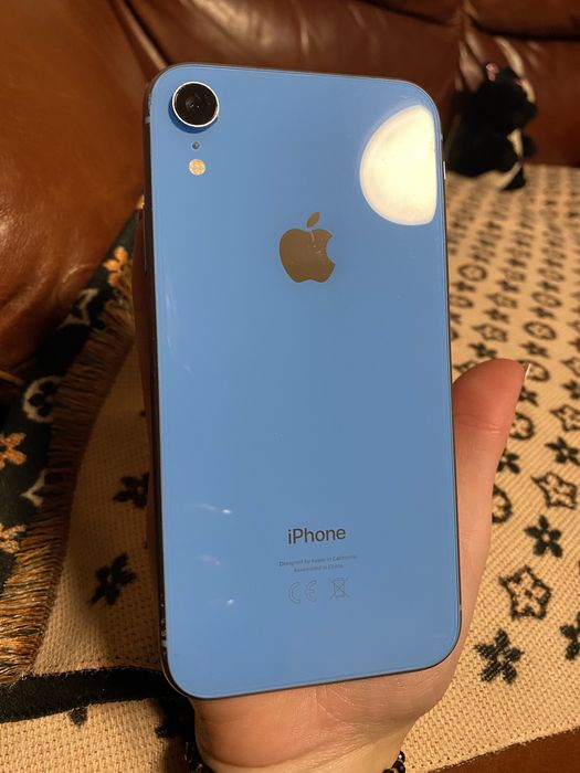 Vând iPhone XR 128 GB