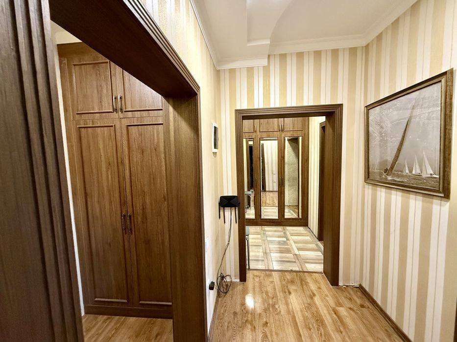 3 xonali yevro remont va jihozlari bilan uy sotiladi