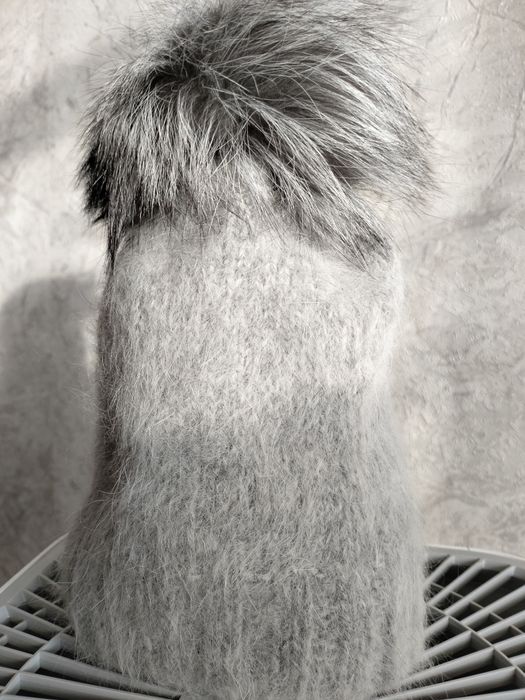 Шапка ангора ручная работа бубон нат.чернобурка.  16000