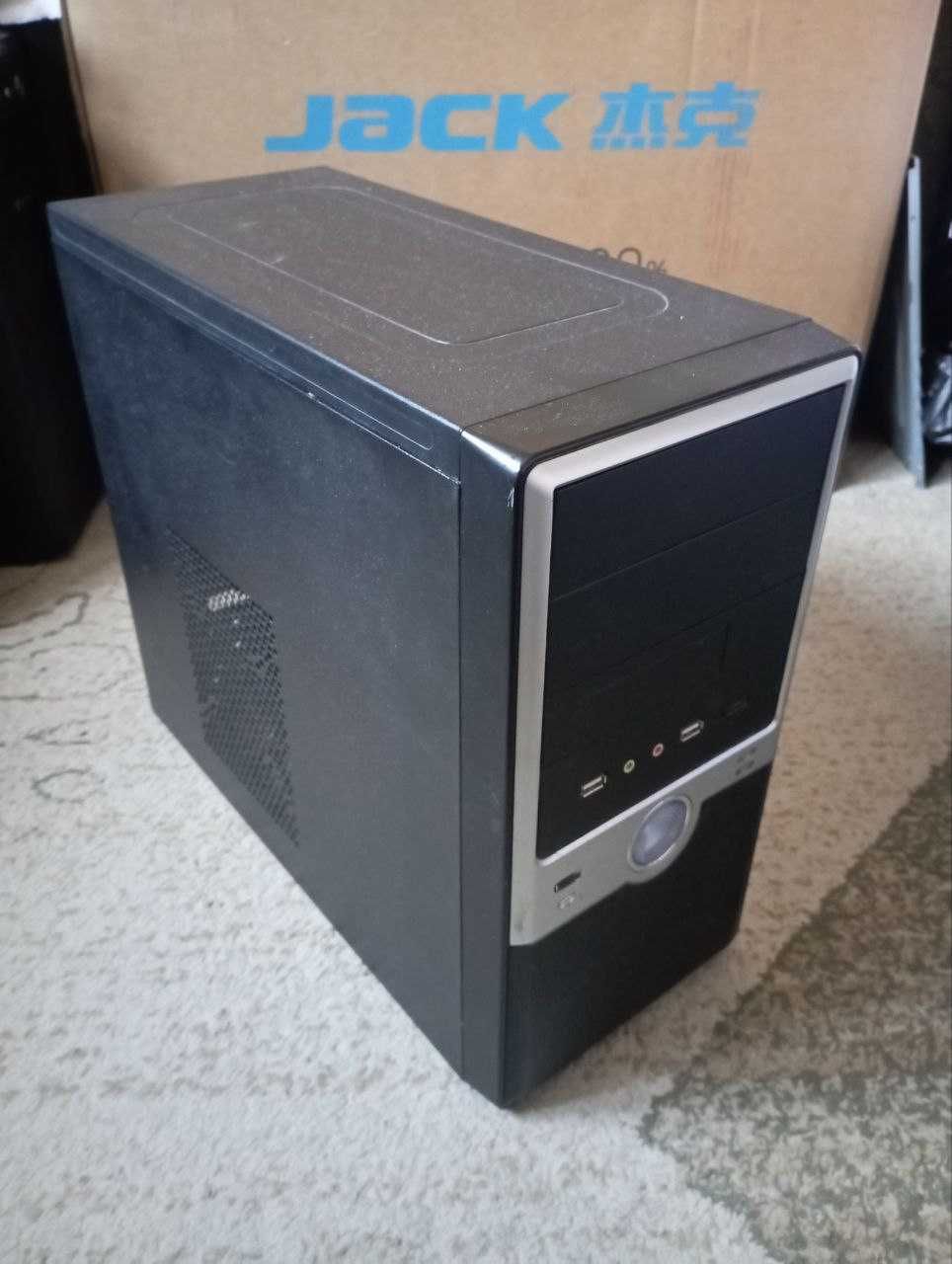 Компактный кейс для PC.