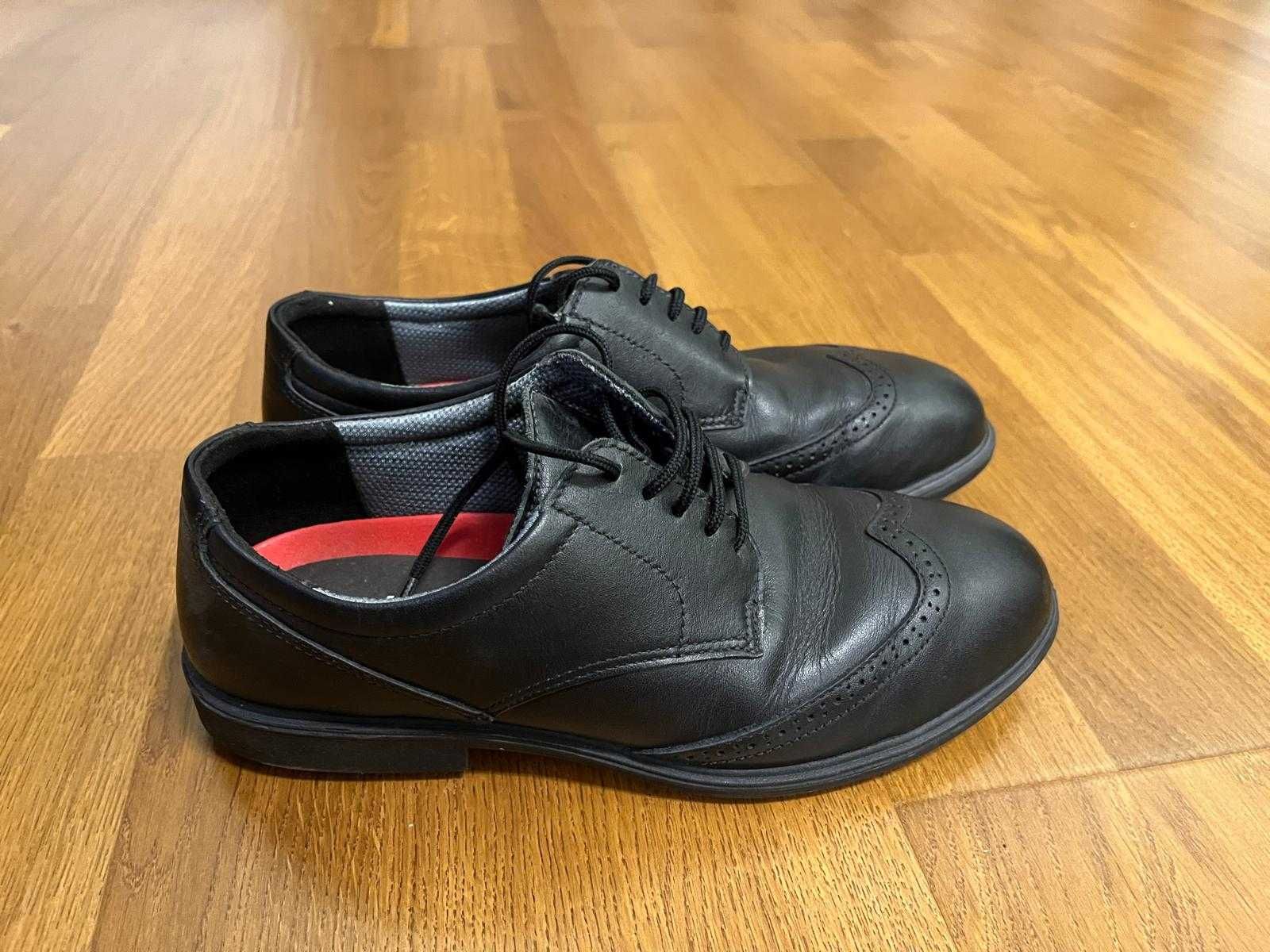 Pantofi de lucru profesionali cu bombeu metalic, marimea 37