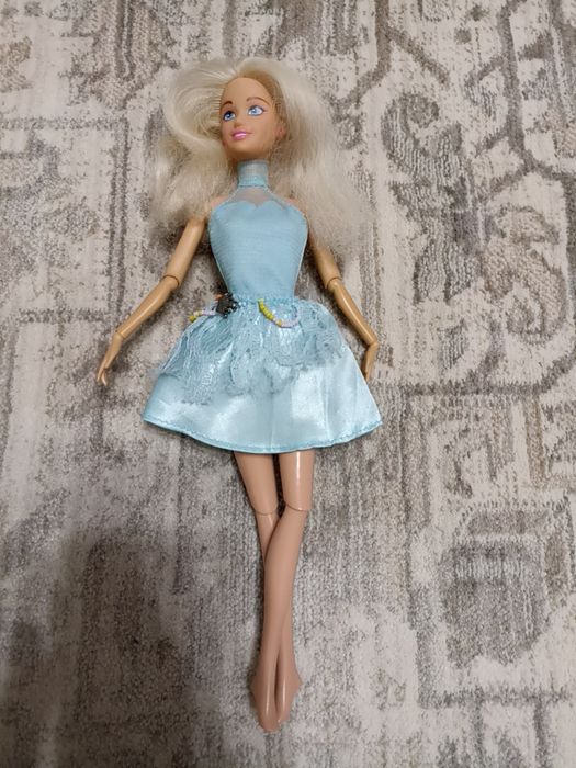 Кукла шарнирная в отличном состоянии