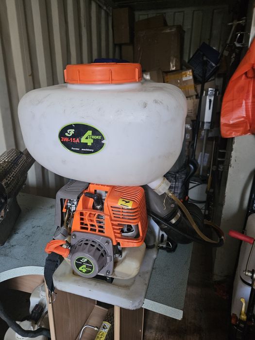 Опрыскиватель бензиновый