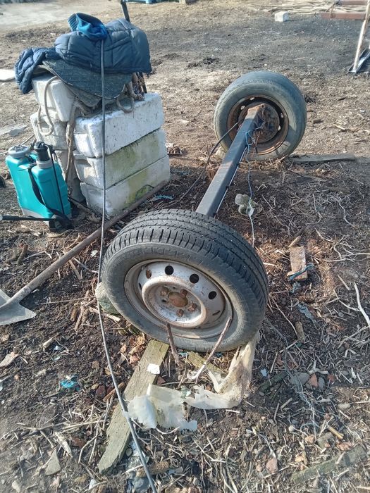 VÂND  Acxa DE REMORCĂ  în stare  Bună