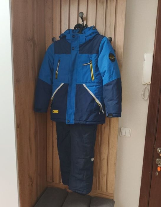 Лыжные костюмы  зимние