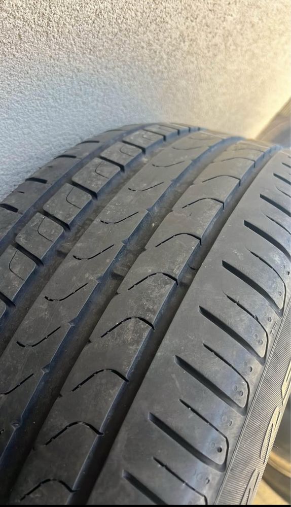 Vând sau schimb roti pe 17” cu roti pe 18”