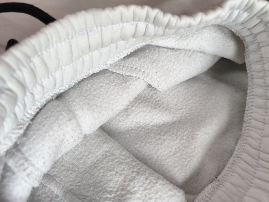 Комплект Bershka – суитшърт + долнище (унисекс)