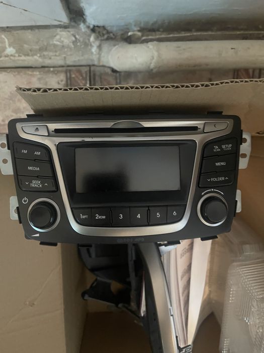 Штатная магнитола hyundai accent solaris 2014