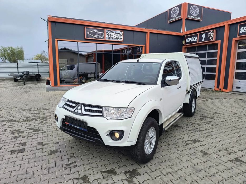 Mitsubishi L200 Mitsubishi L200 2.5 TDI