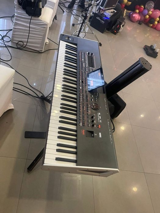 Korg pa 4 x pro 76 keys de vânzare