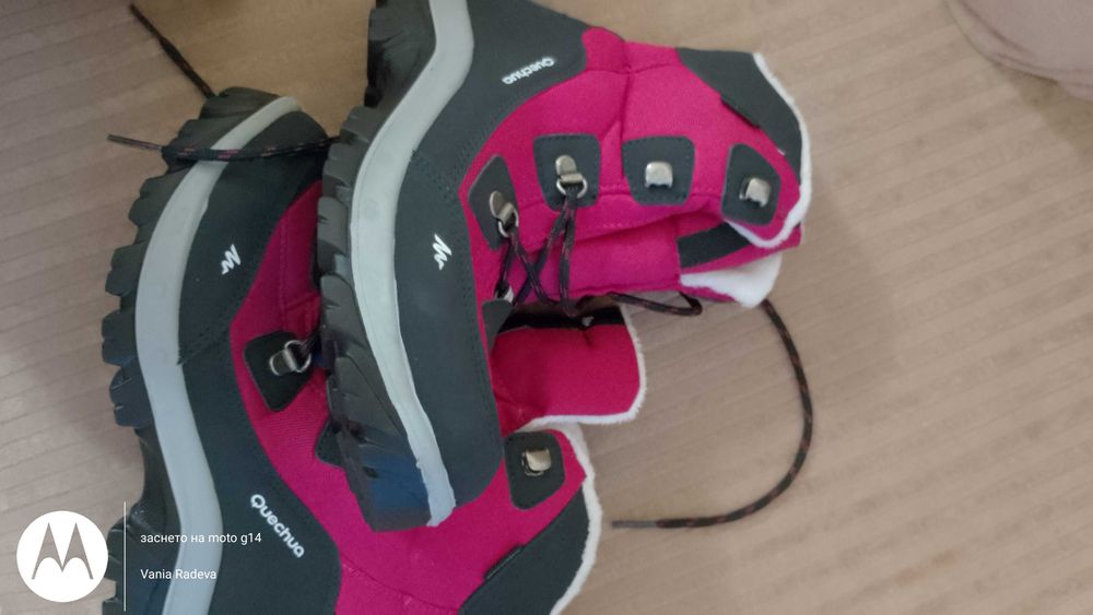 Детски боти Декатлон