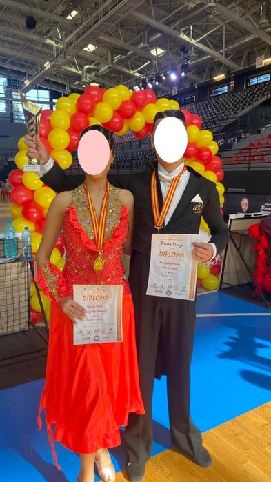 Рокля за стандартни танци