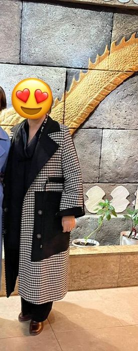 палто турция почти новый. 35 000 тг