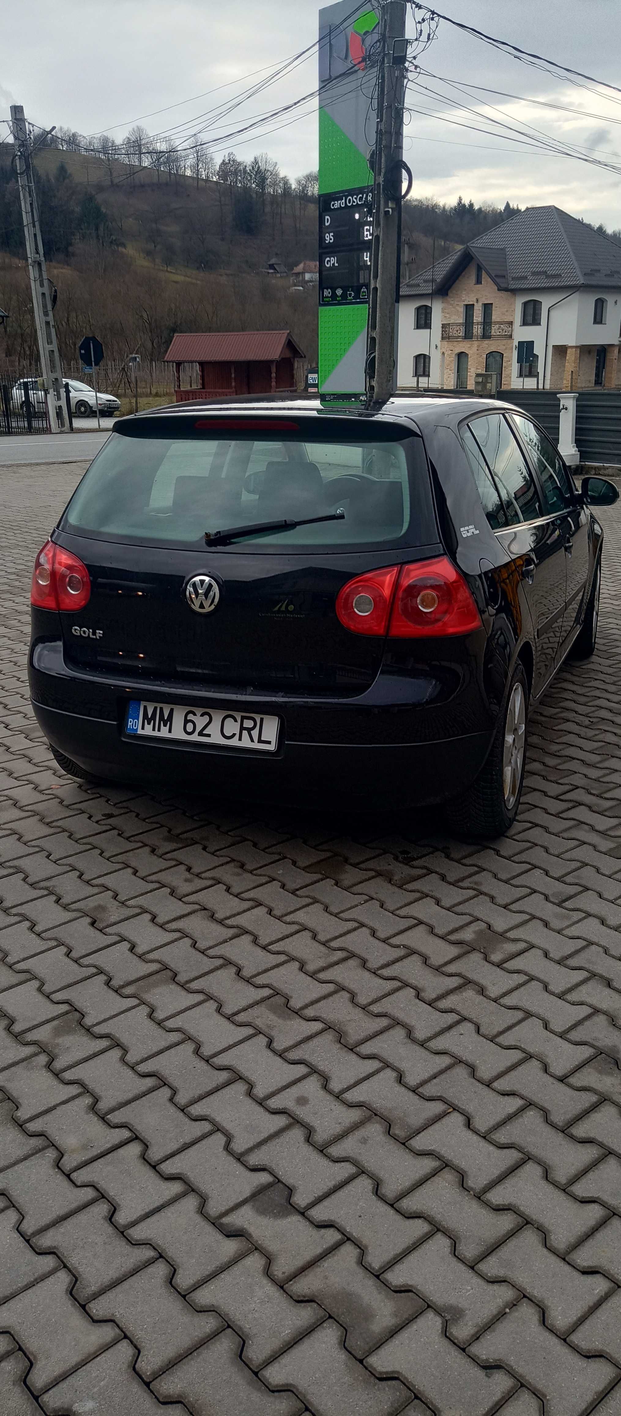 Golf 5,an 2005,motor 1.4 benzină