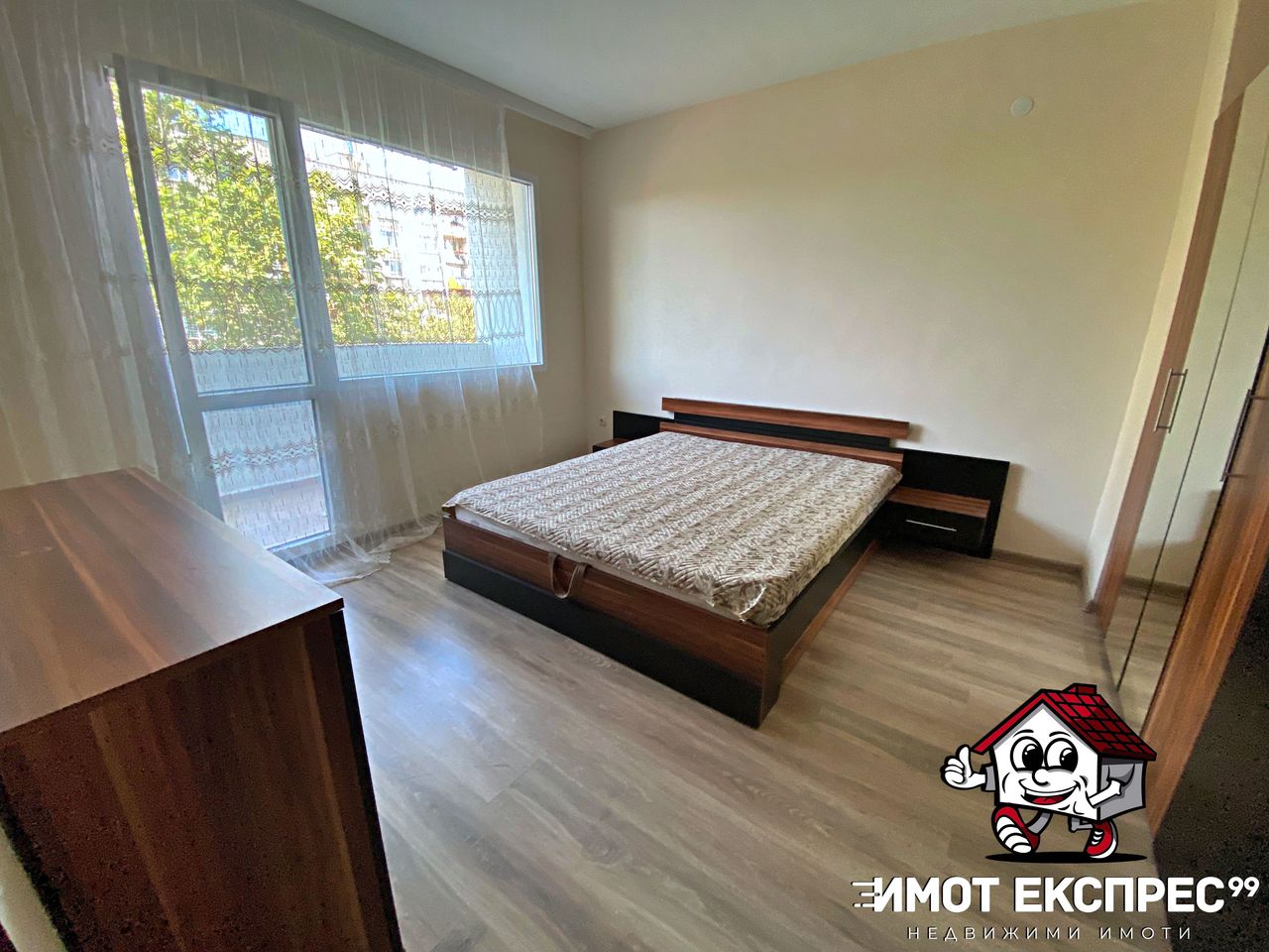 Продава се Двустаен апартамент в Асеновград - 70 кв.м за 6 €/кв.м - Снимка #9