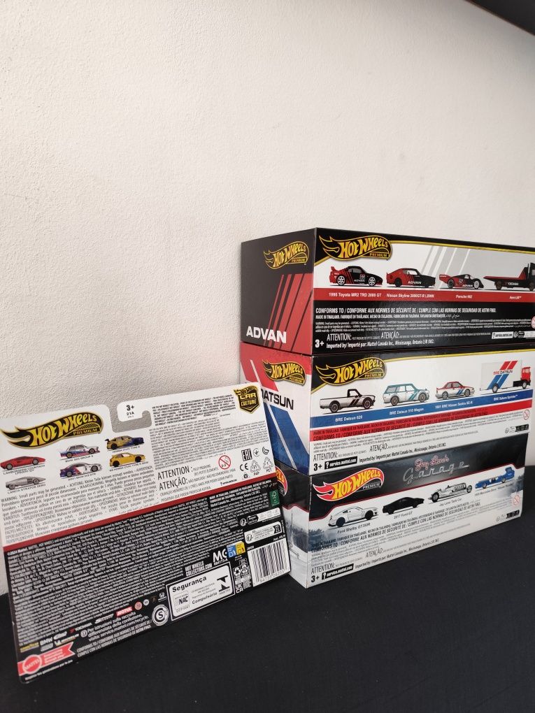 Hot wheels premium car culture diorama 2-pack bmw advan datsun