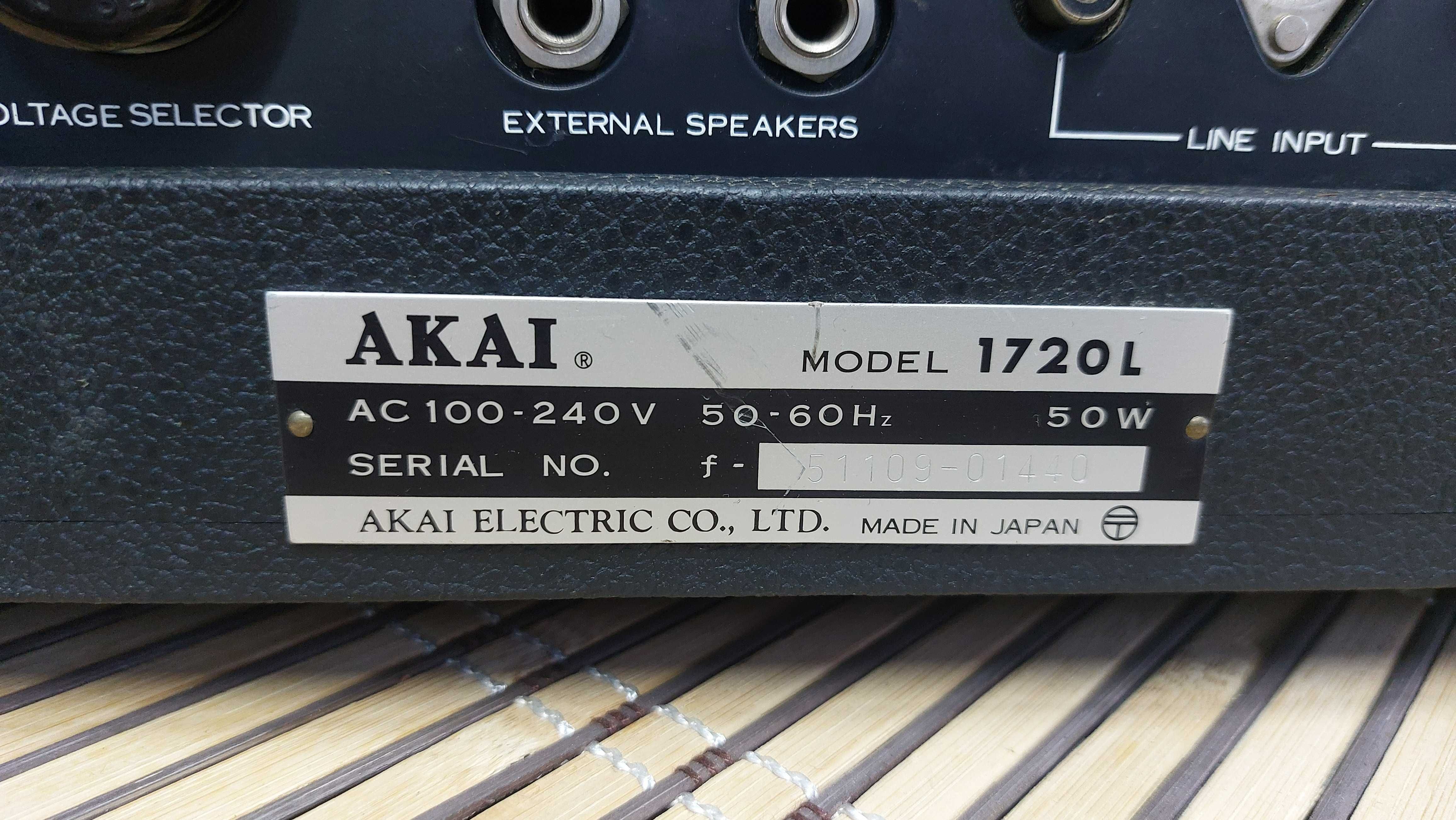 Магнетофон AKAI 1720L