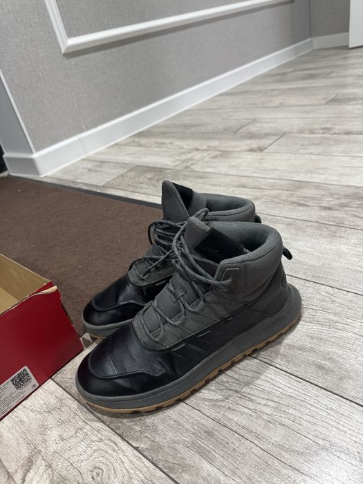 Adidas и Columbia кроссовки