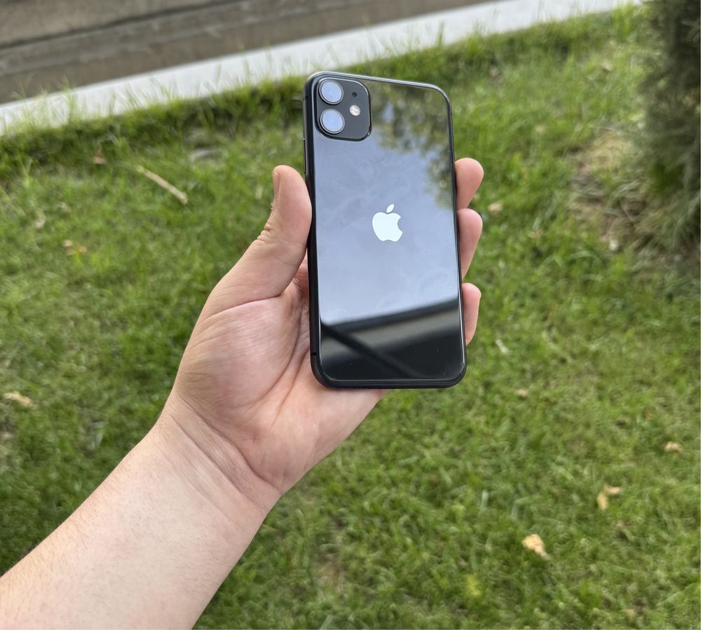Iphone 11 Xolat zor 64 gb yomkst 100 usilenniy ham joyi ishlid ayb yoq