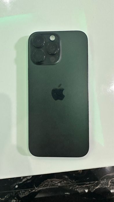 Iphone 16 pro max in stare perfecta de functionare