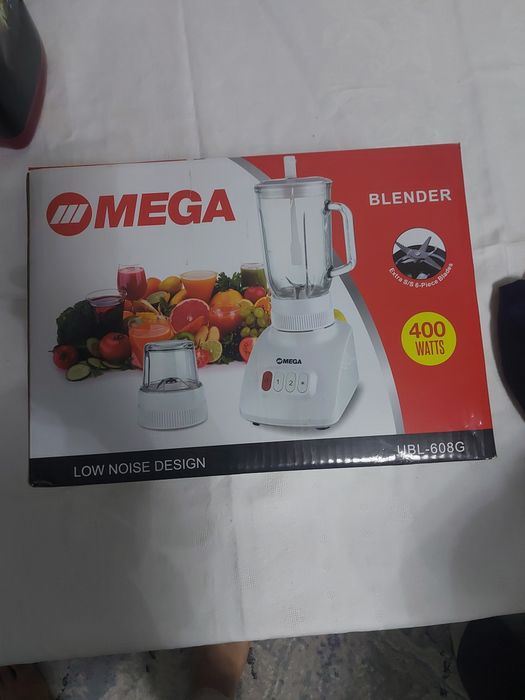 Продаю блендер как ноый