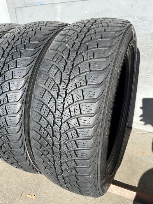 4 бр. зимни гуми 205/55/17 Kumho DOT 1919 6-7 mm