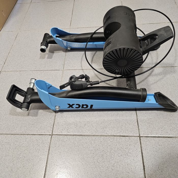 Garmin Tacx Boost Bundle - home trainer pentru antrenamente indoor