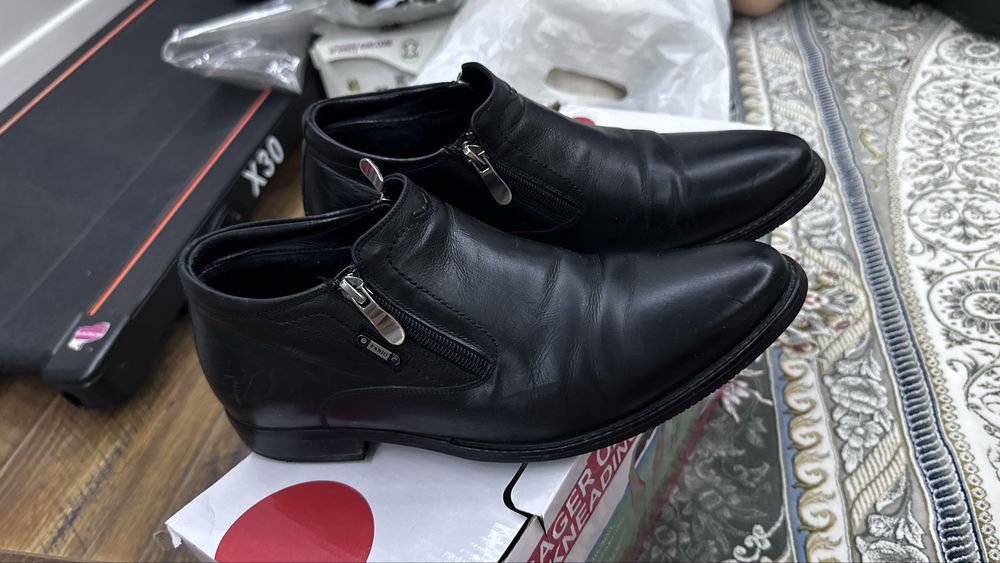 Сапоги ботинки туфли мужские осень 41 р натуральная кожа