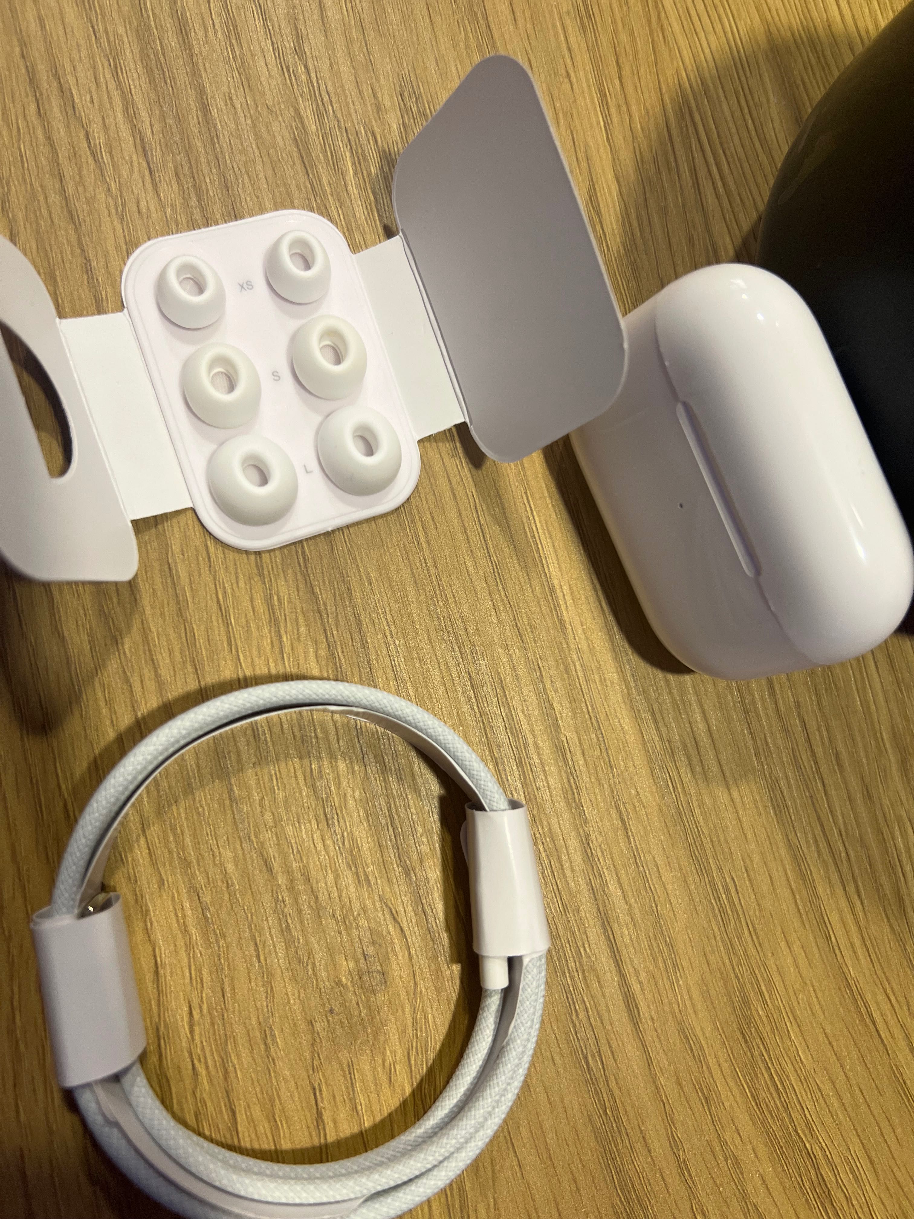 AirPods 2 Pro /реплики/