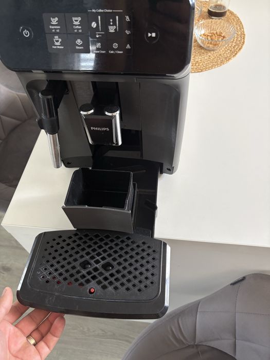 Expressor automat Philips seria 1200 -1,8 L - 15 bar