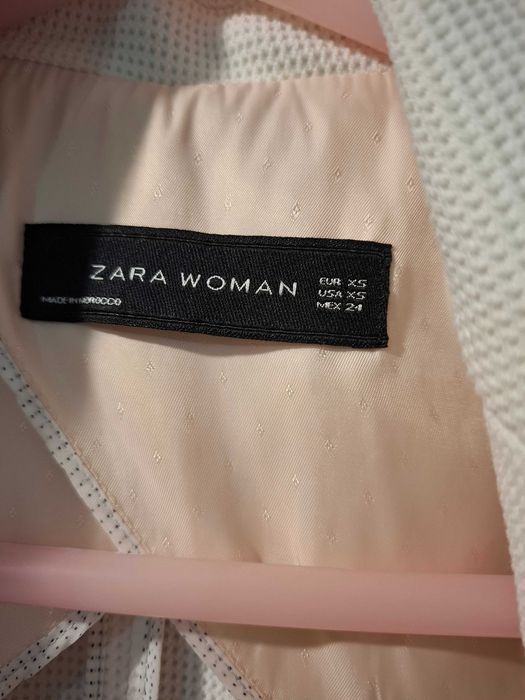 Дамско сако на Zara