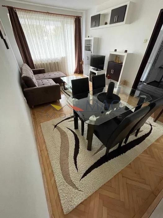 Apartament 3 camere Aleea Carpati inchiriere
