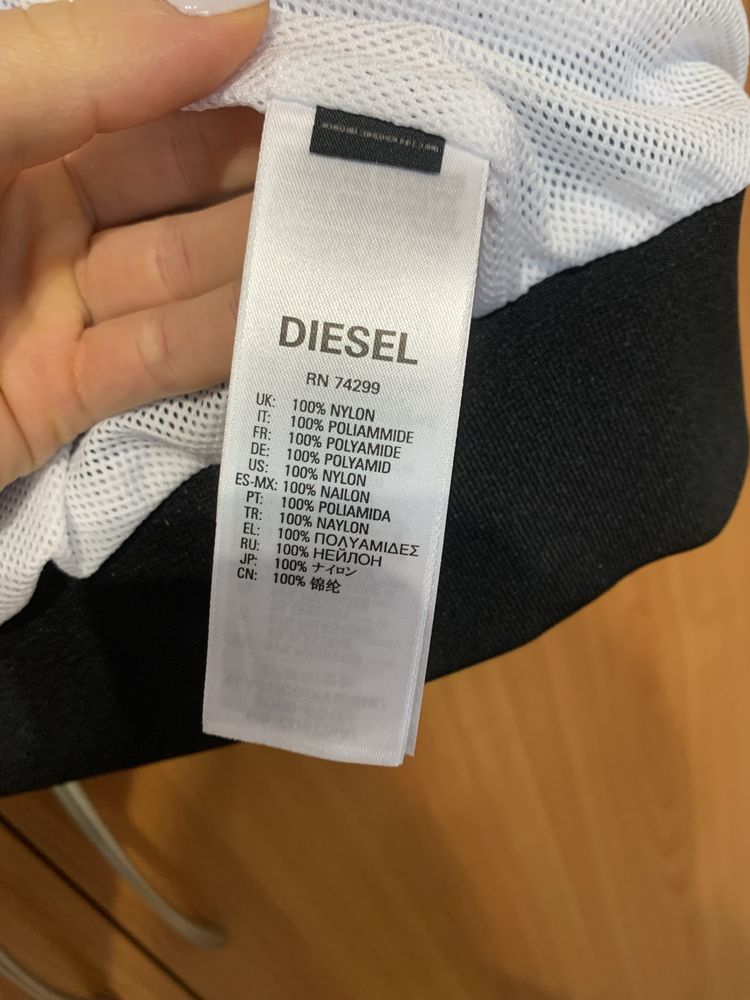 Спортно яке на марката Diesel