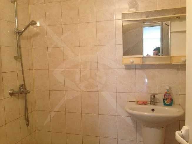Дава се под наем Едностаен апартамент в Варна, Базар Левски - 20 кв.м за 225 € - Снимка #3
